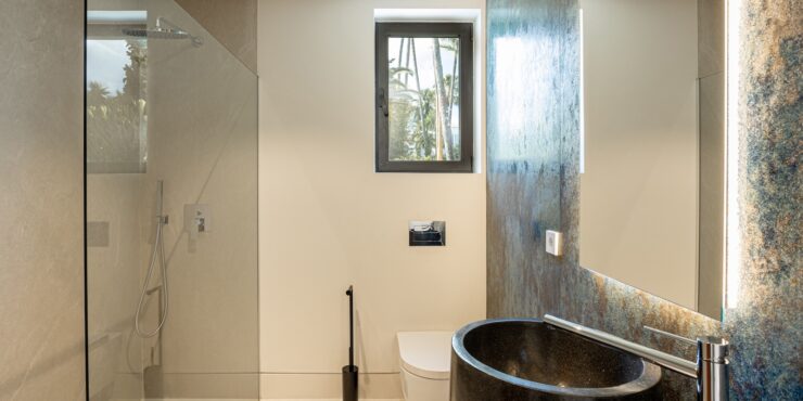 Bathroom4